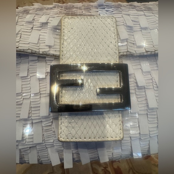 Vintage Fendi Sequins Baguette White Designer Shoulder Bag With Lizard Accents - Picture 6 of 16